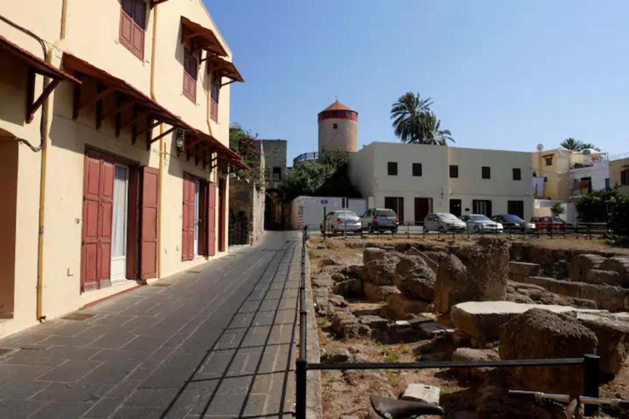 A Medieval Windmill Tower With Magnificent View Rhodes City 외부 사진